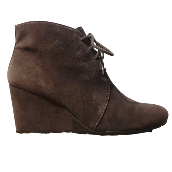 Clarks Bendables Boots Brown Suede Wedge Lace Up Ankle Wedge - Picture 8 of 8